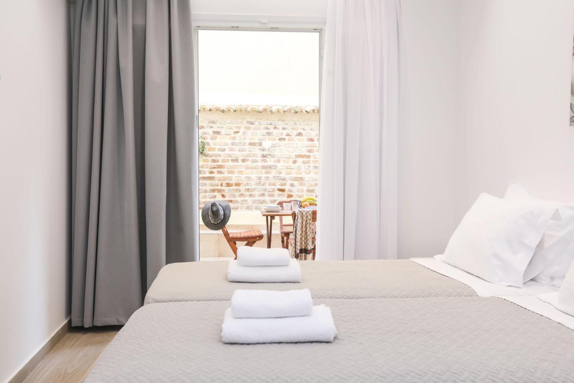 Elisavet City Apartment With Veranda Corfu  Екстериор снимка