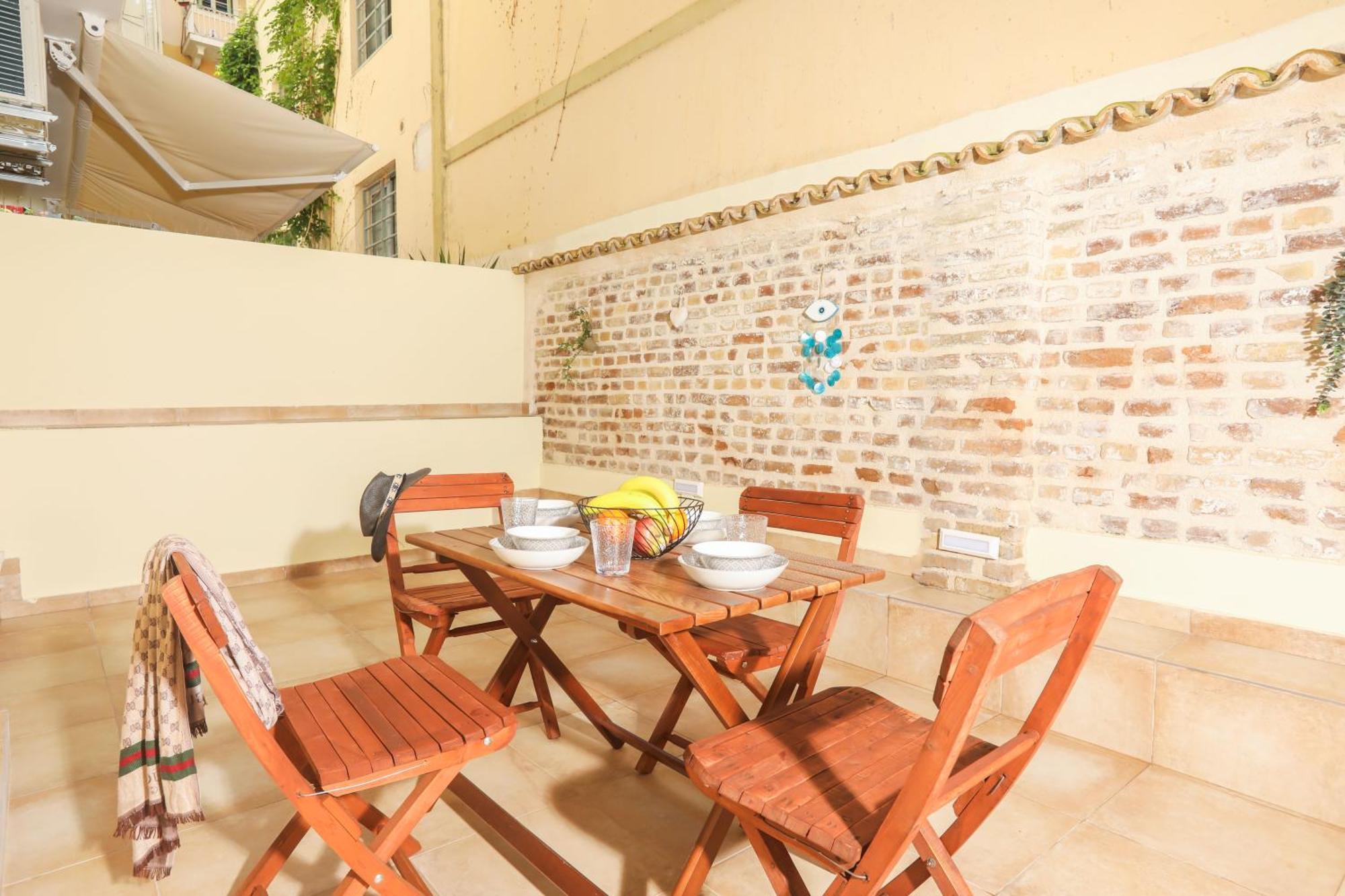 Elisavet City Apartment With Veranda Corfu  Екстериор снимка
